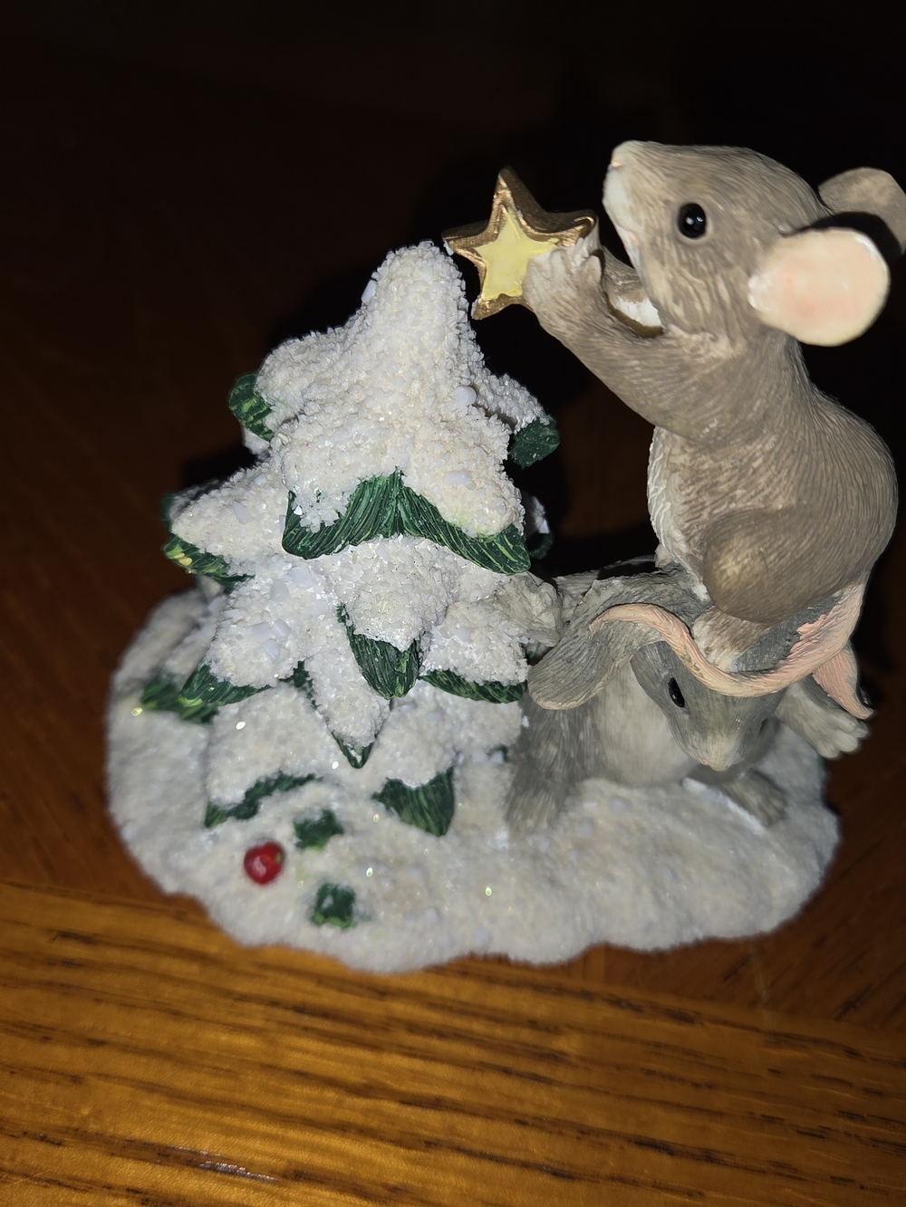 Charming Tails Christmas Tree Star